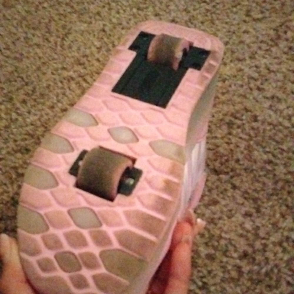 Heelys - Picture 2 of 2